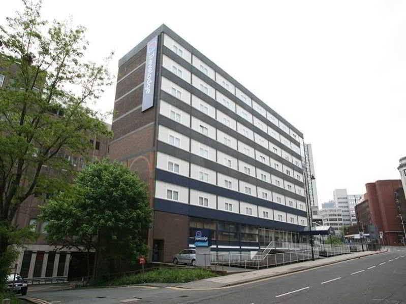 Travelodge Manchester Central Salford  Exterior photo
