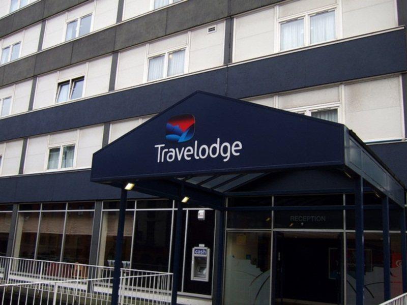 Travelodge Manchester Central Salford  Exterior photo